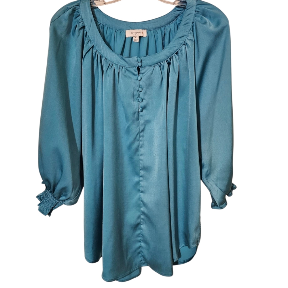 Umgee Classic Blue Satin Blouse in SIZE XL